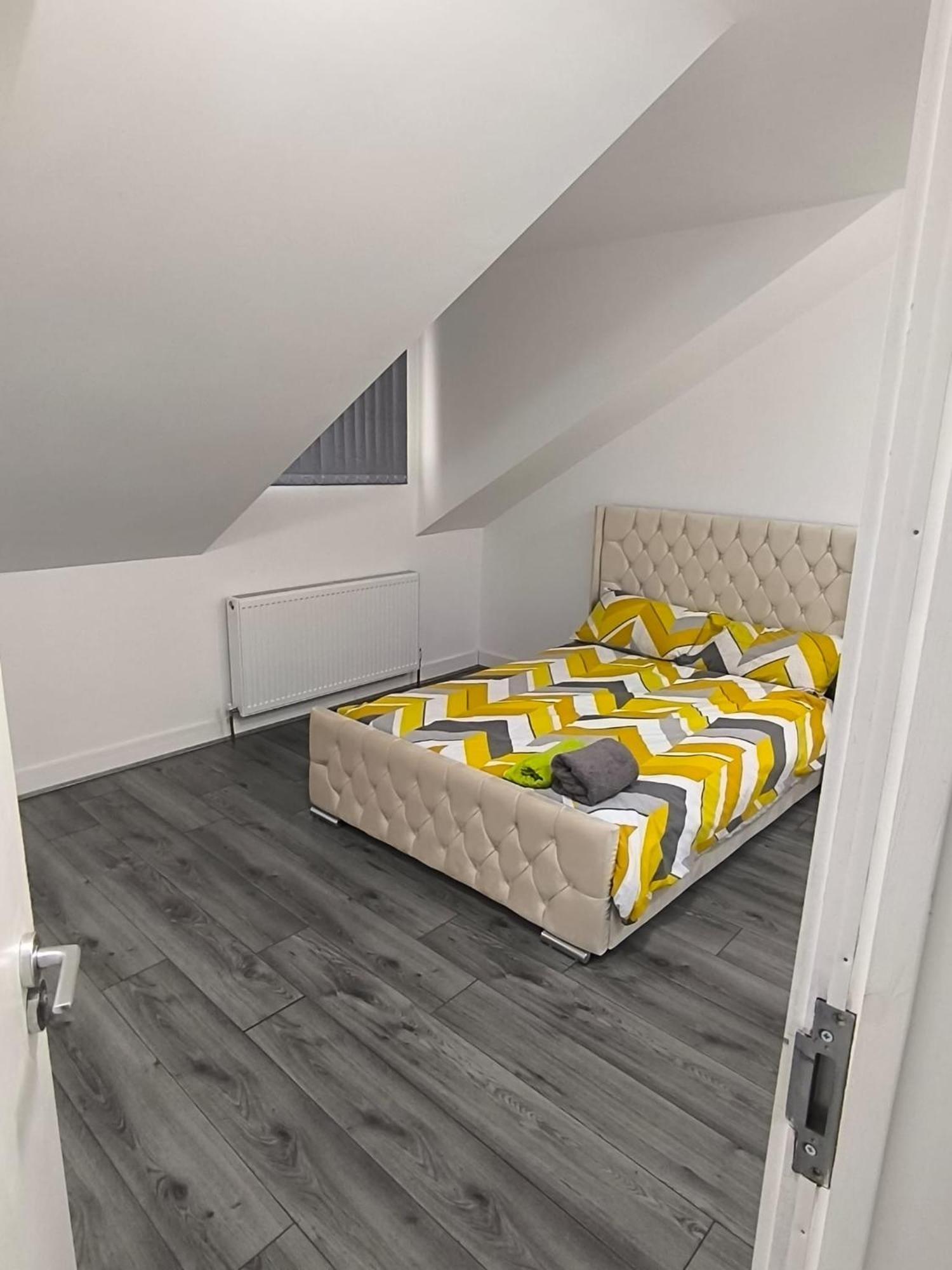 Spacious Full Home - Perfect For Families & Groups Oldbury  Zewnętrze zdjęcie