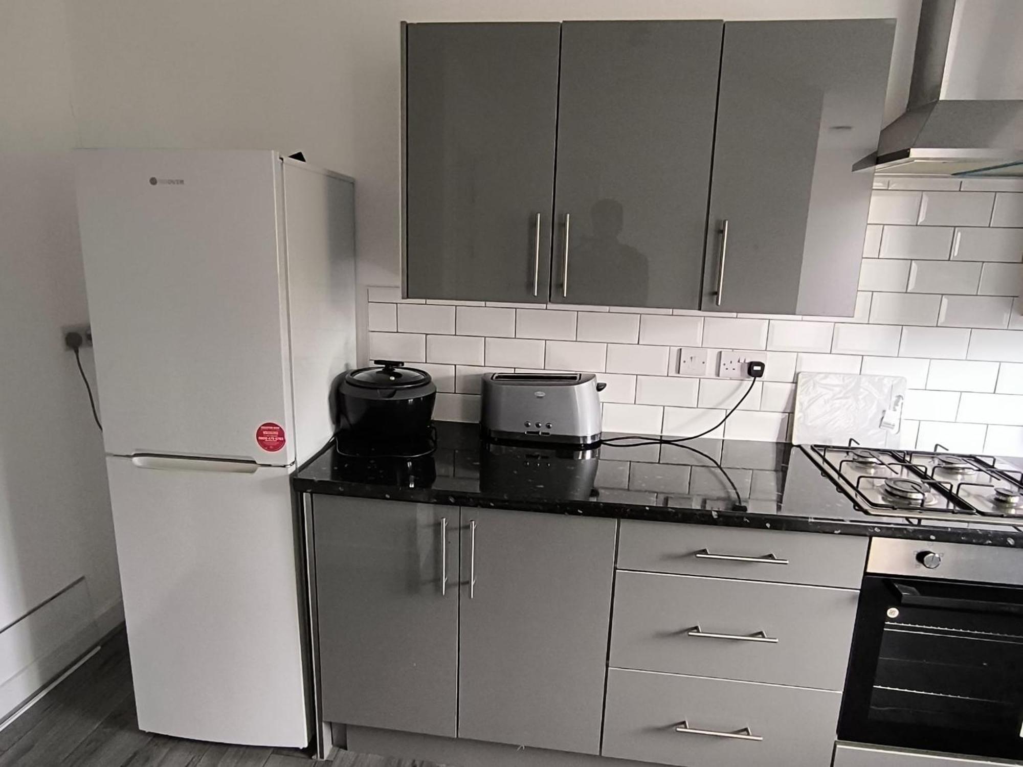 Spacious Full Home - Perfect For Families & Groups Oldbury  Zewnętrze zdjęcie