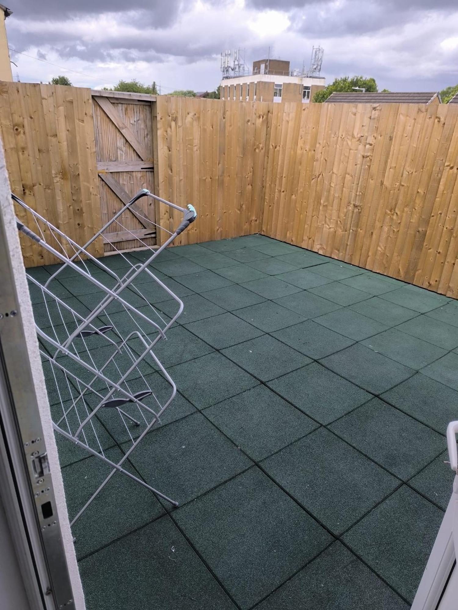 Spacious Full Home - Perfect For Families & Groups Oldbury  Zewnętrze zdjęcie